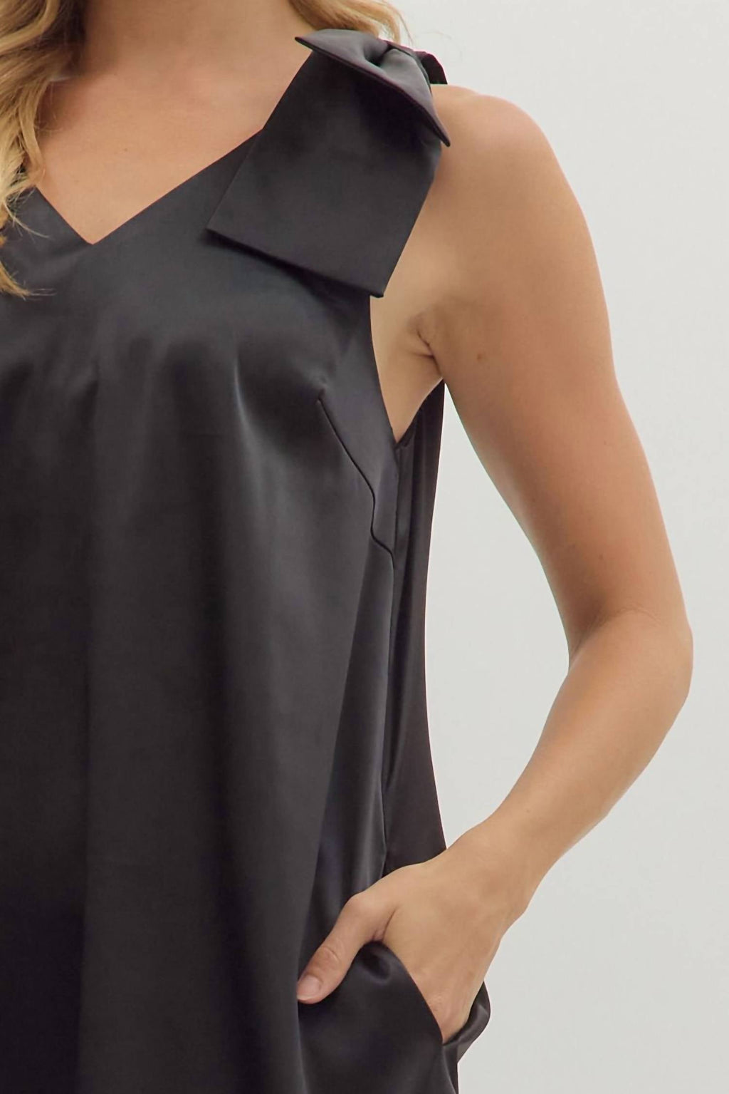Entro - E Bow Shoulder Mini Dress
